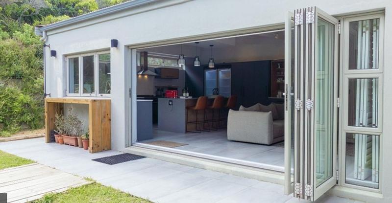 6 Bedroom Property for Sale in Kleinbaai Western Cape